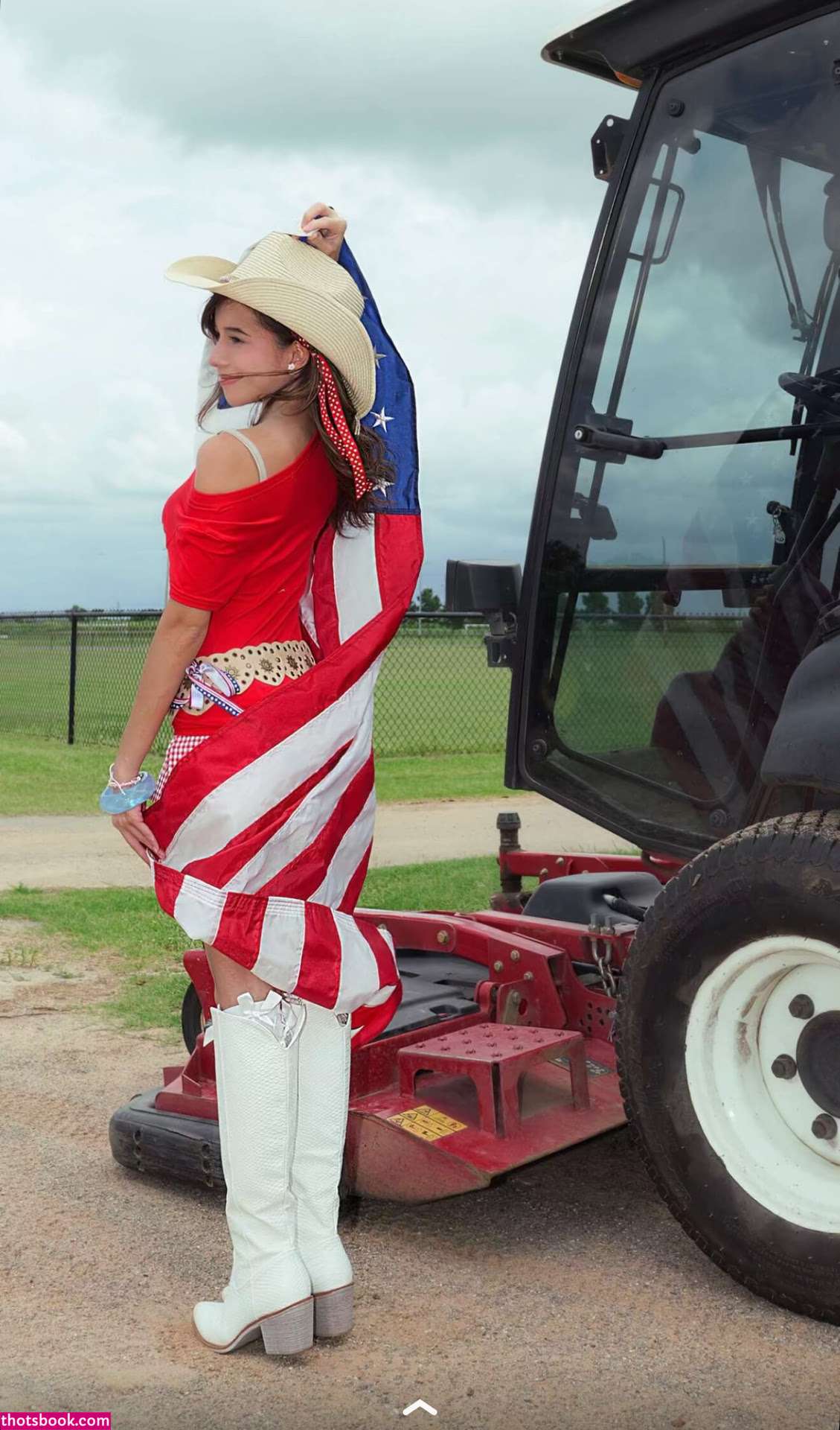 Eeveenara Photo #102