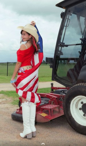 Eeveenara Photo #102