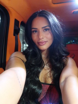 Katya Elise Henry Photo #157