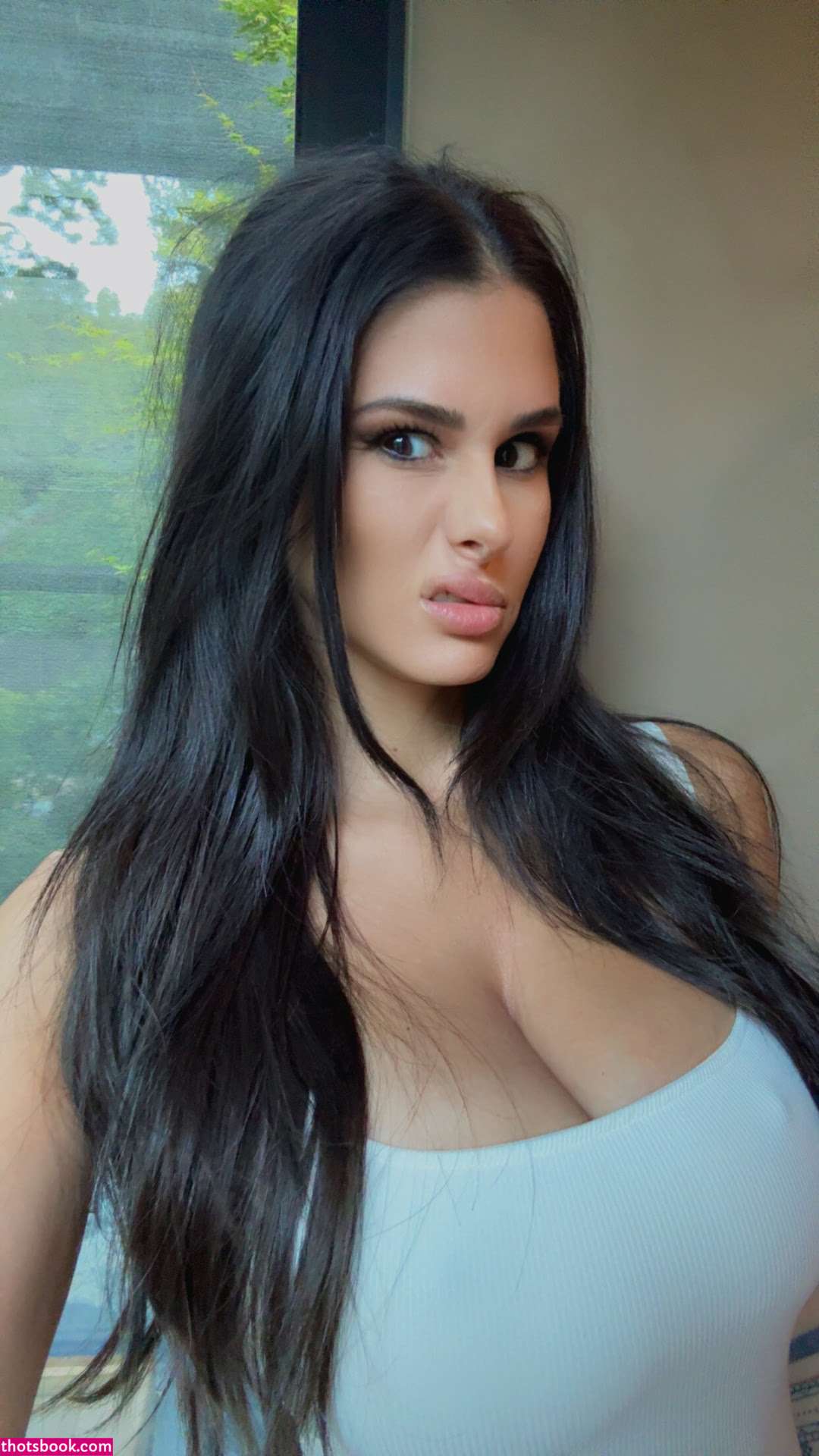 Brittany Furlan Photo #258