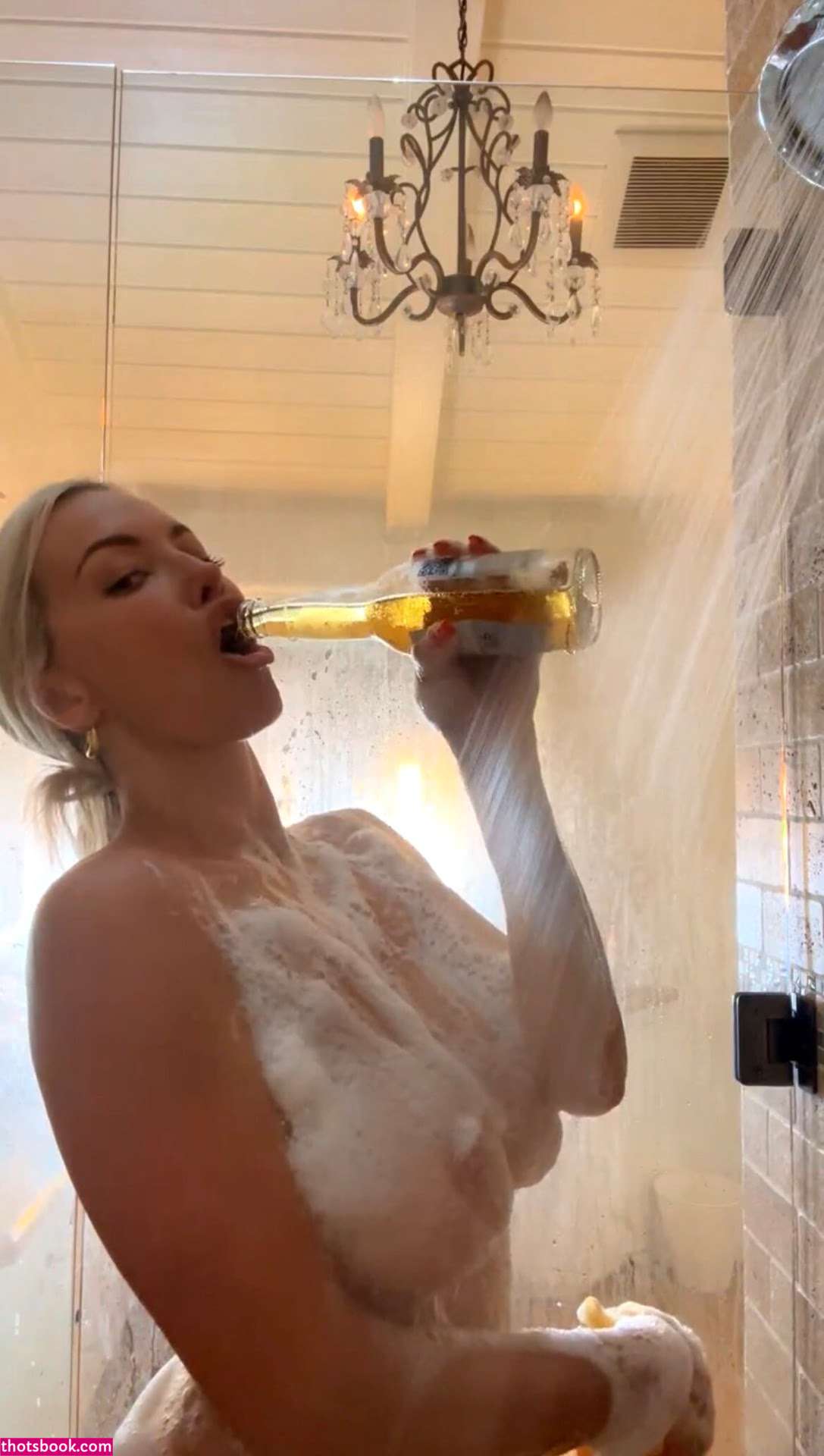 Lindsey Pelas Photo #1362