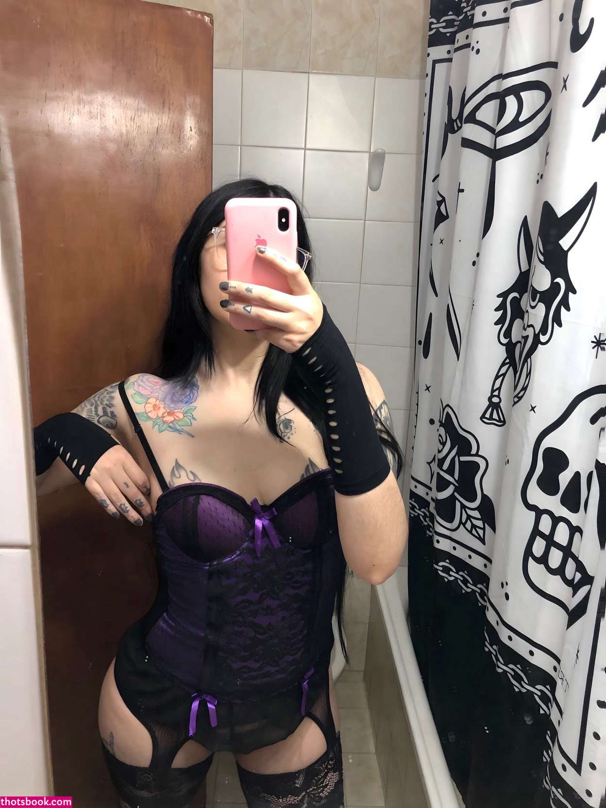 Darkdeepviolet Photo #28