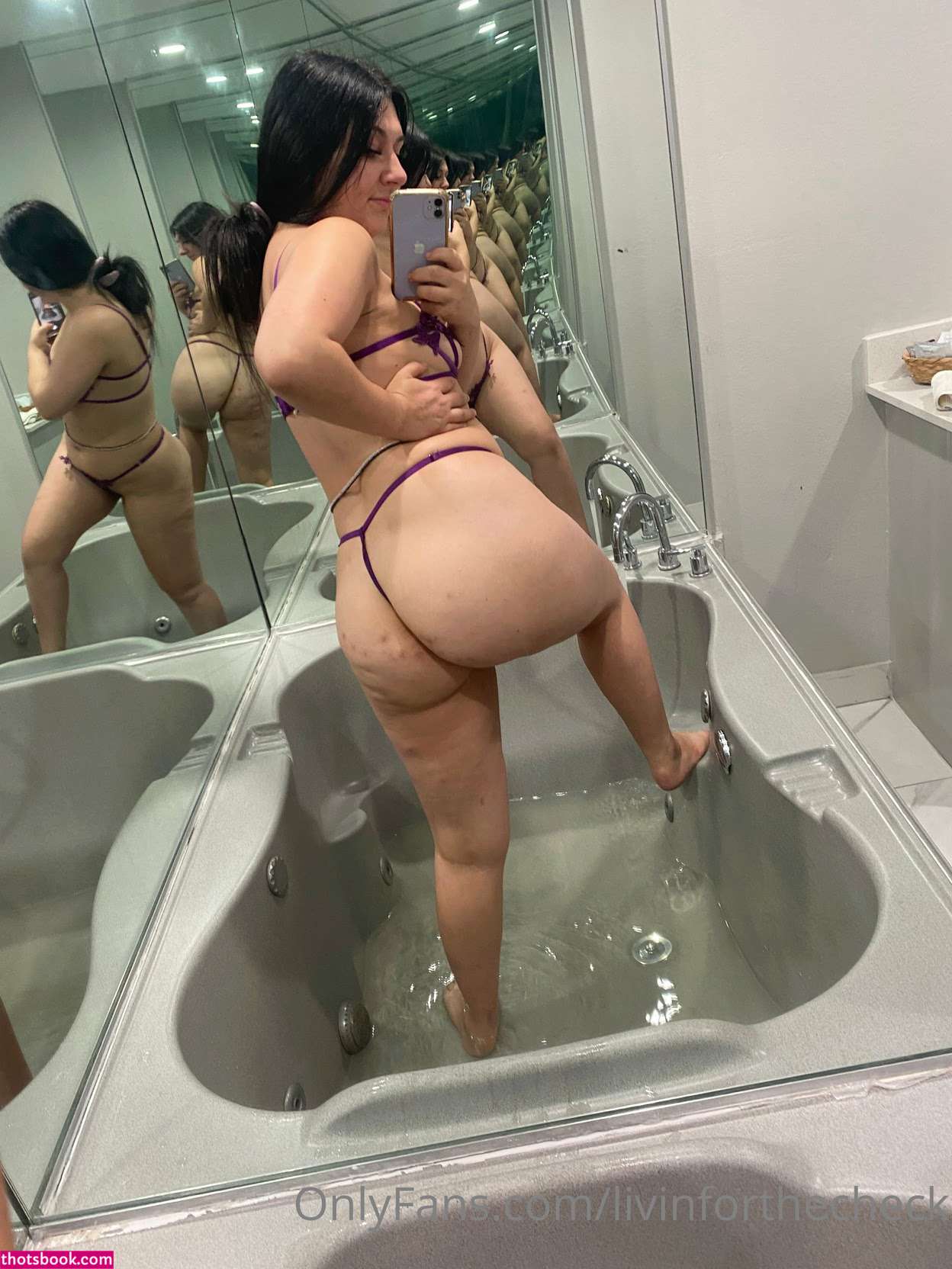 Joanna Keefe Photo #17