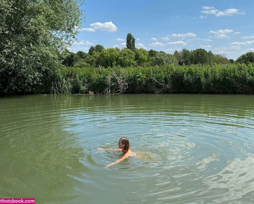 Amelie Manzoli Photo #147