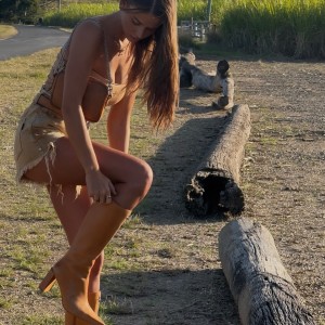 Chloe Campbell Photo #65