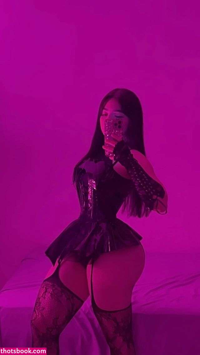 Genesiscruzsisi Photo #11