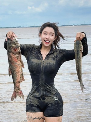 Hitomi Songyuxin Photo #58