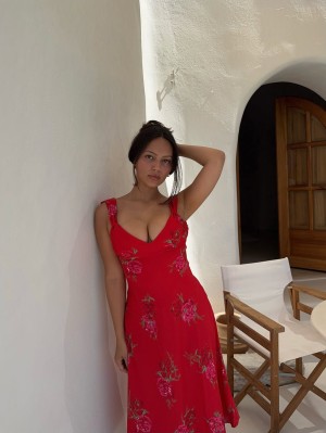 Fiona Barron Photo #122