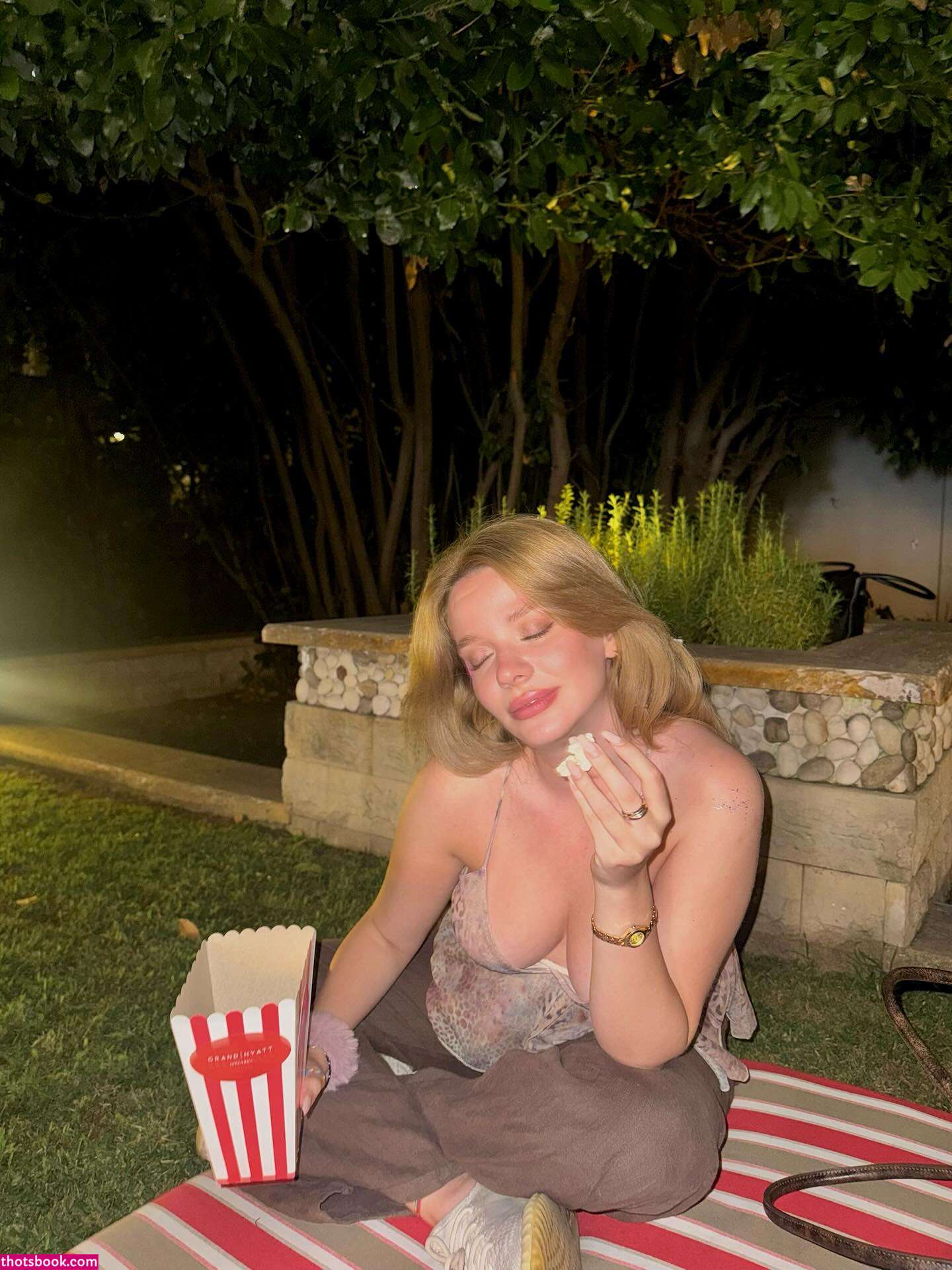 Oya Osmanagaoglu Photo #32