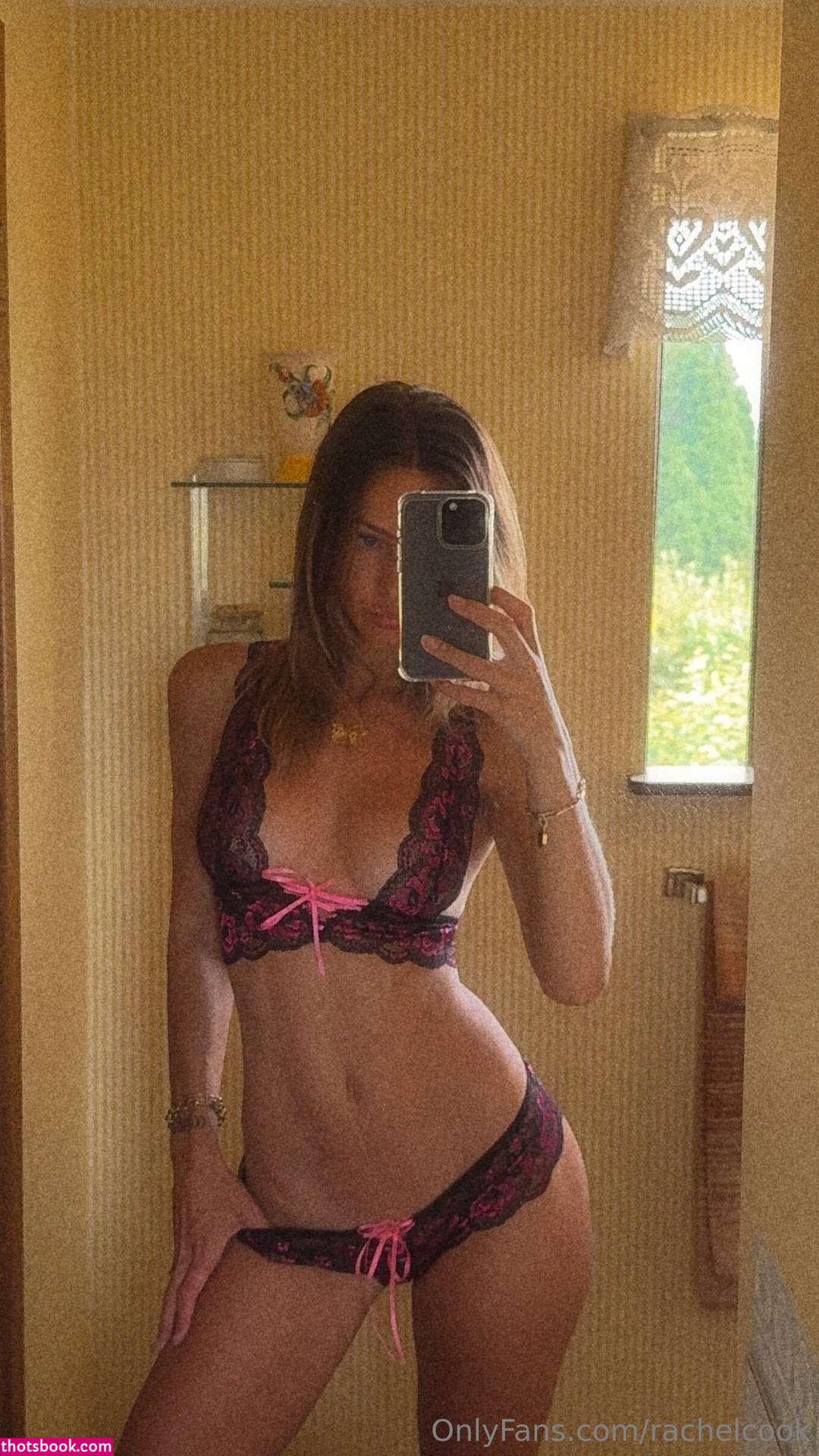 Rachel Cook Photo #1892