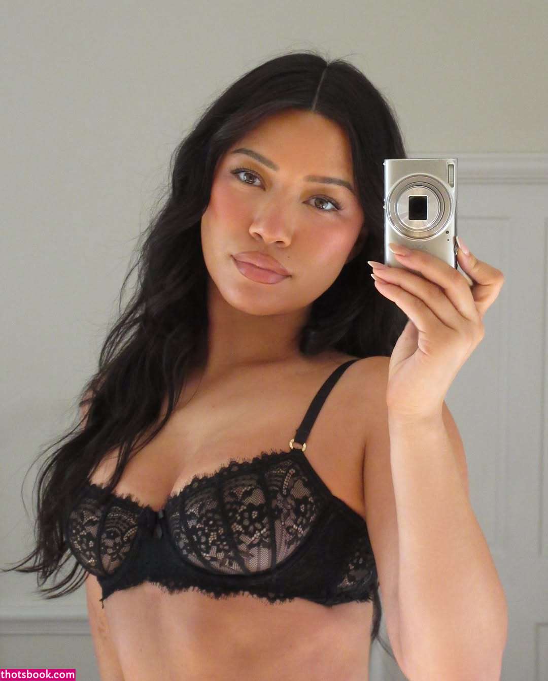 Julia Kelly Photo #96