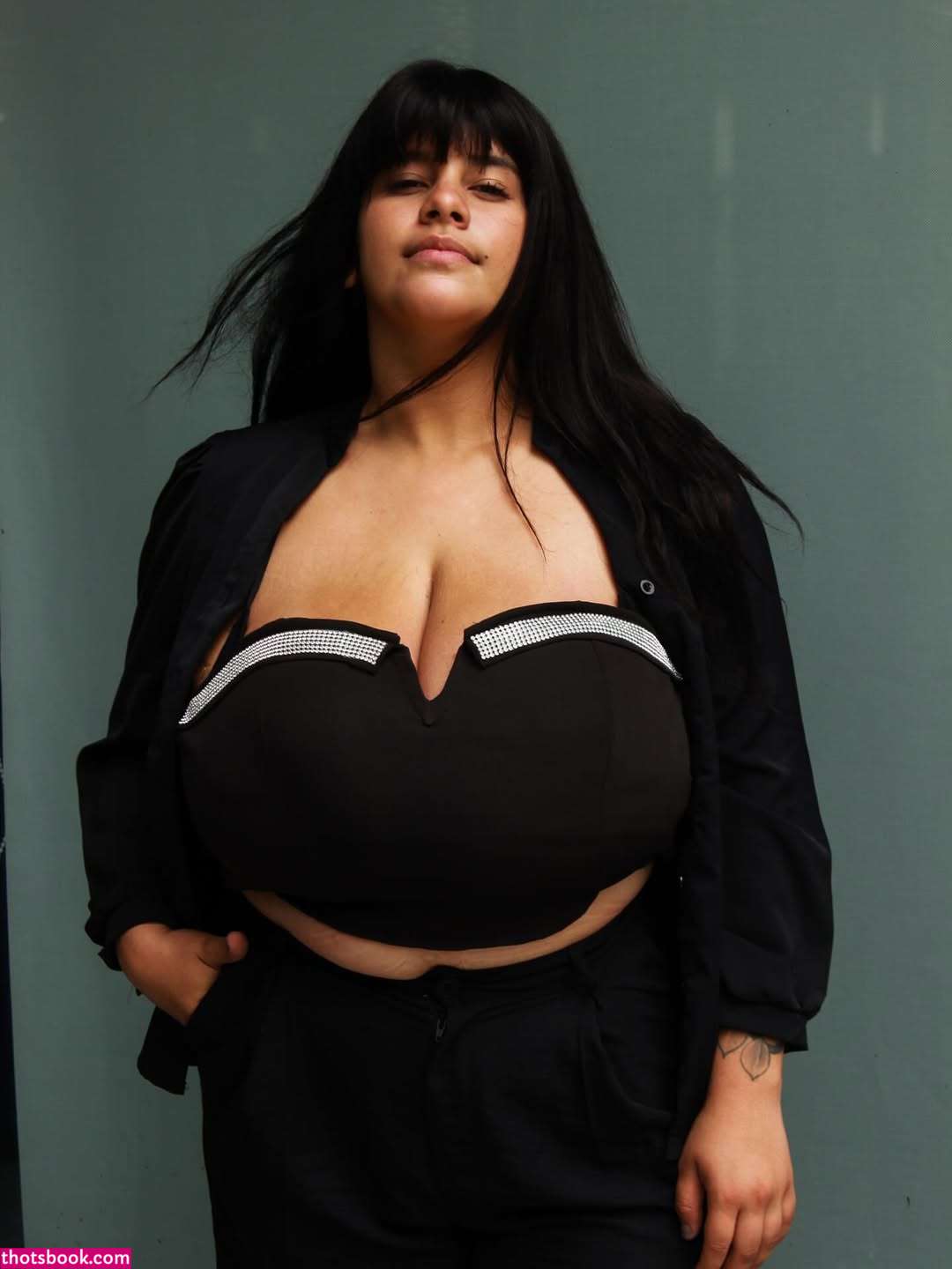 unoresident1191k Photo #112