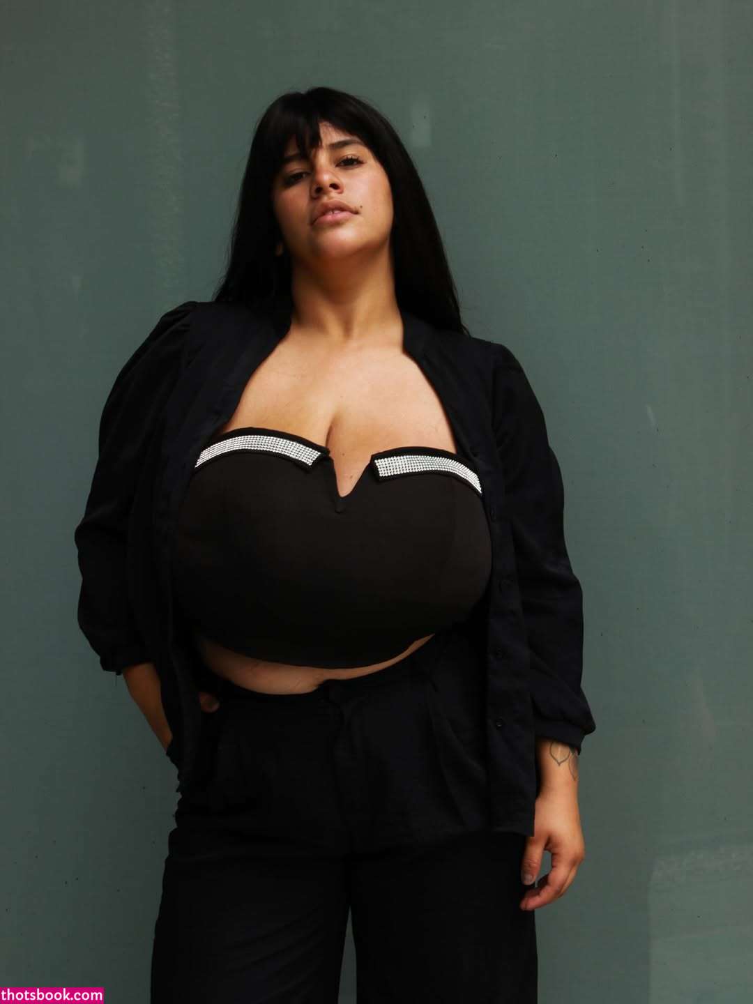 unoresident1191k Photo #113