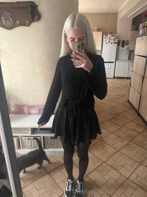 Kittykissesss