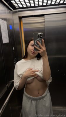 Nora_divine