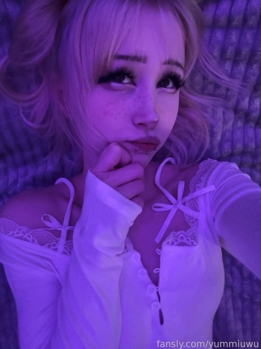 Yumi Photo #5