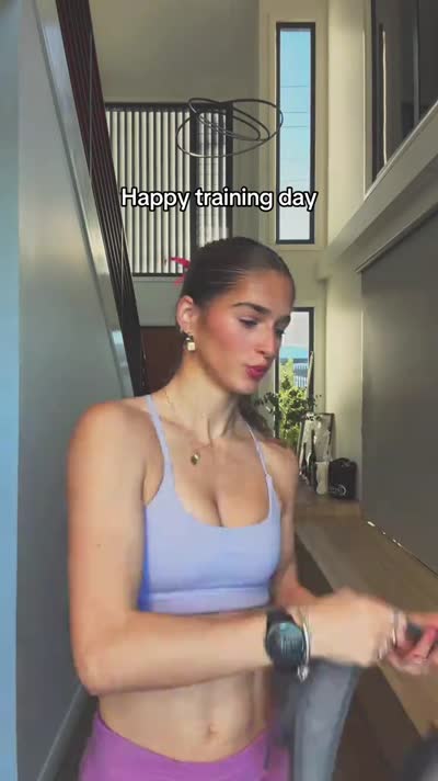 Aiva Pinches Video #22