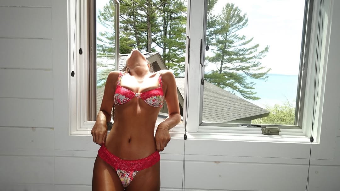 alexa camill Photo #19