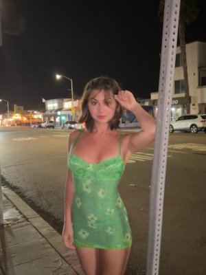 elizzle69420 Photo #9
