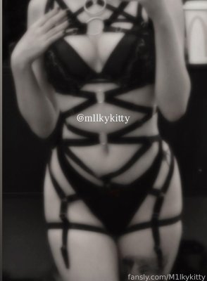 Milky Kitty Photo #30