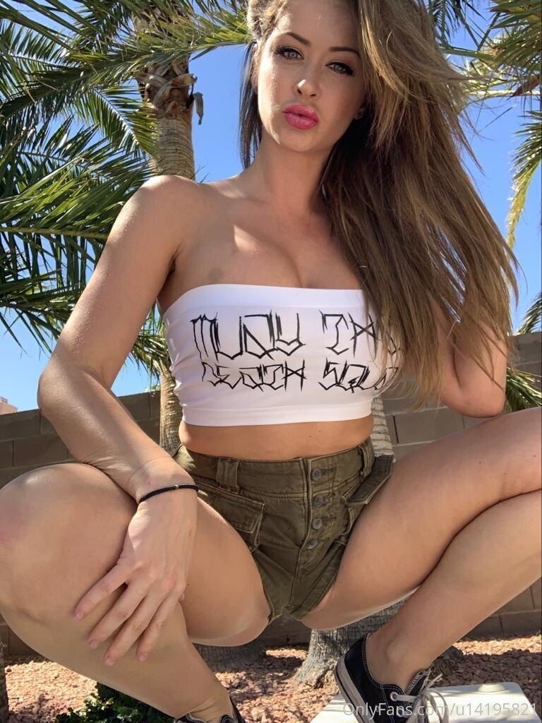 Emi Addsion Photo #23