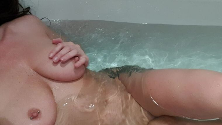 Scarlet Bouvier Photo #431