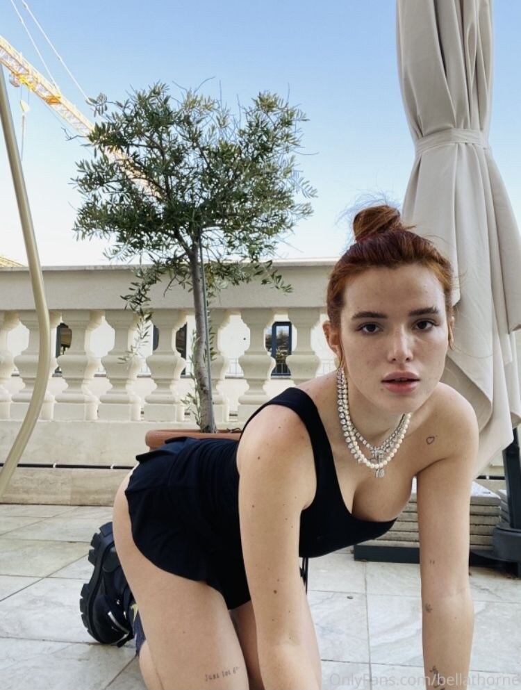 Bella Thorne Photo #76