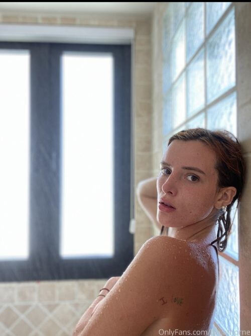 Bella Thorne Photo #35