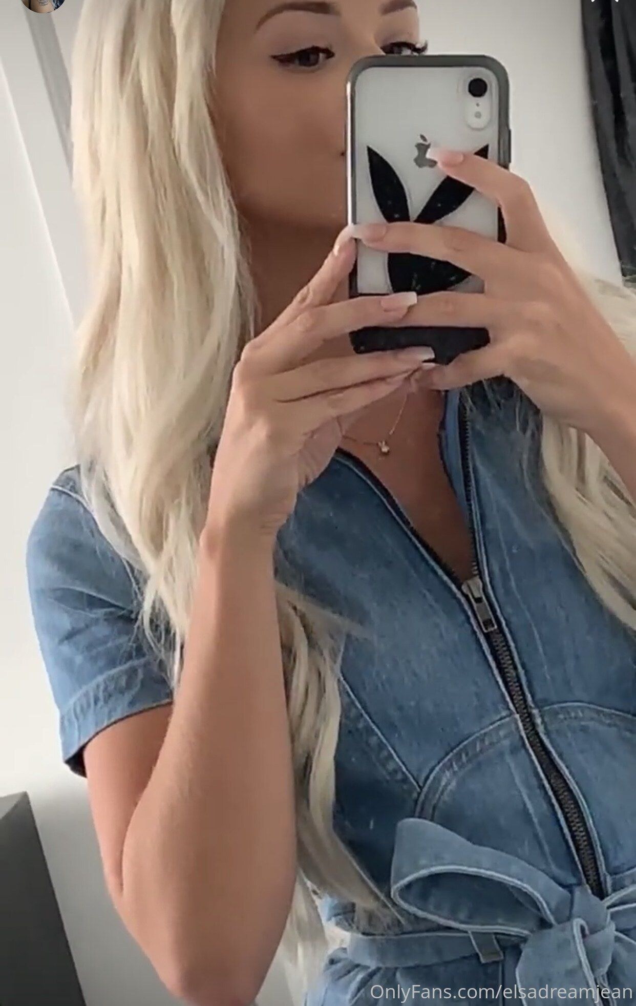 Elsa Jean Photo #273