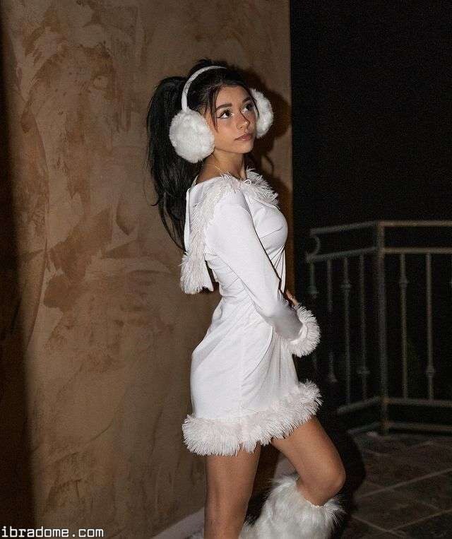 Rachel Brockman Photo #13