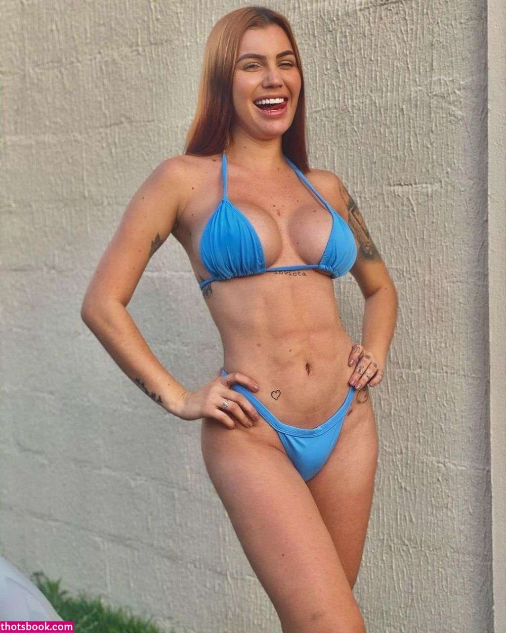 Alexia Karen Photo #4