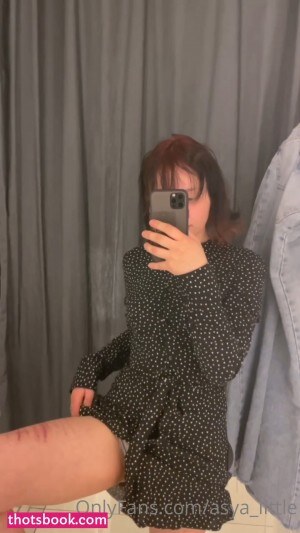 Petiteposter18 Post #9