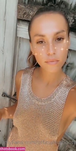 Kelsi Monroe Post #10