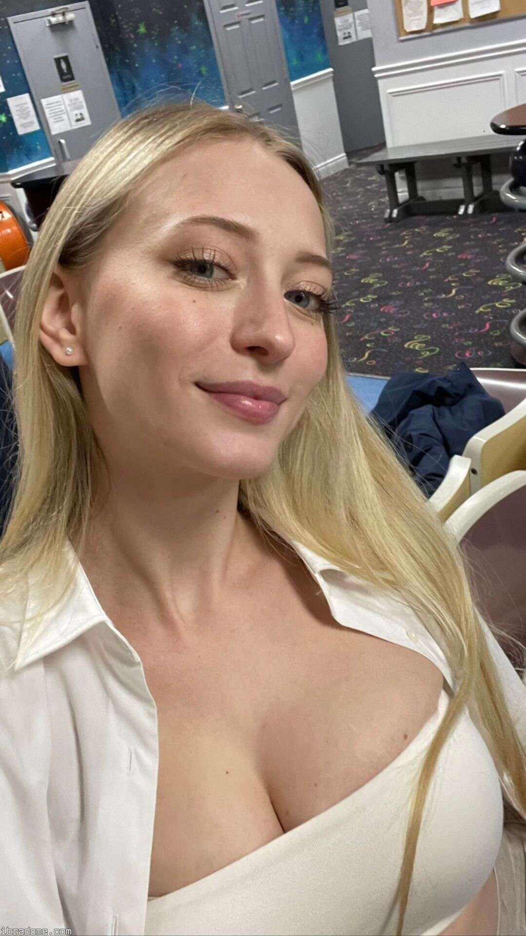 Sophia Diamond Photo #11
