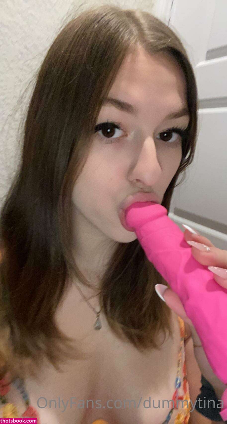 Tinastoopider Photo #18