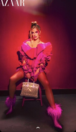 Hannah Stocking Photo #117