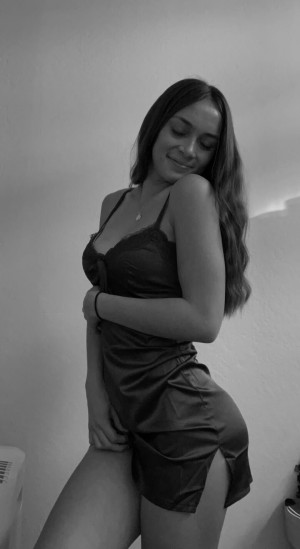 Lola Juarez Photo #96