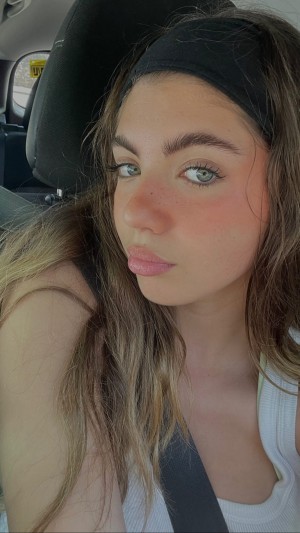 Ela Beeri Photo #102