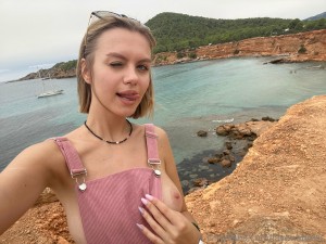 layanadevis Photo #104