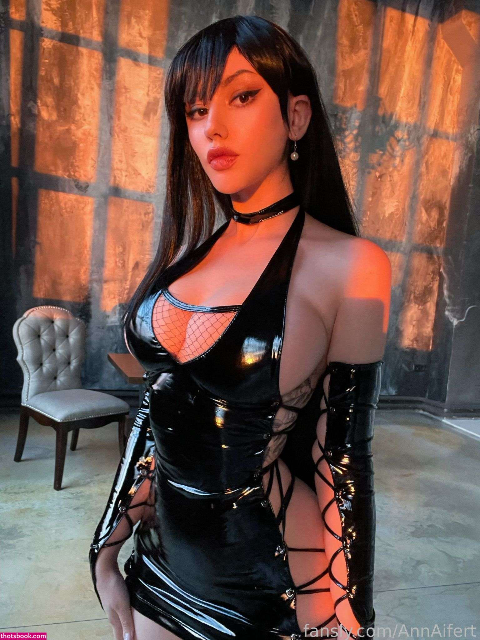 Anna Aifert Photo #6