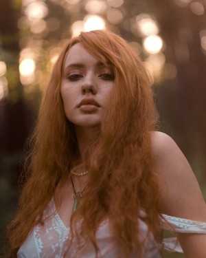 Anna Aifert Photo #13