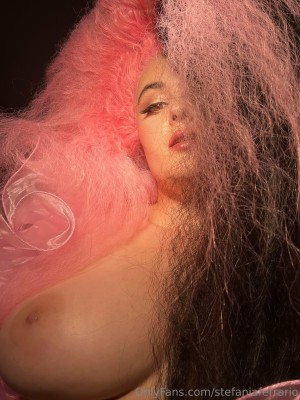 Stefania Ferrario Post #32