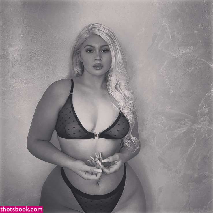 Valeria Vendetta Photo #1