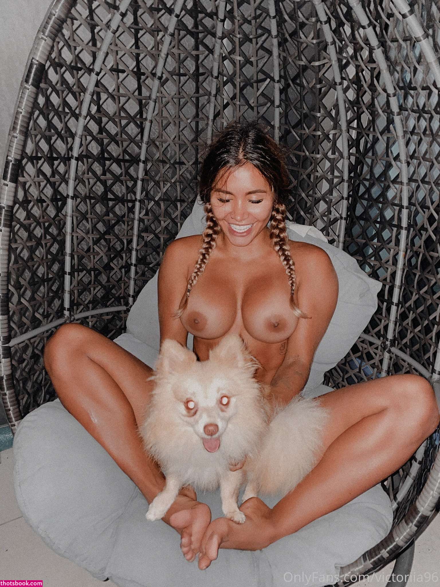 Victoria Salazar Photo #51