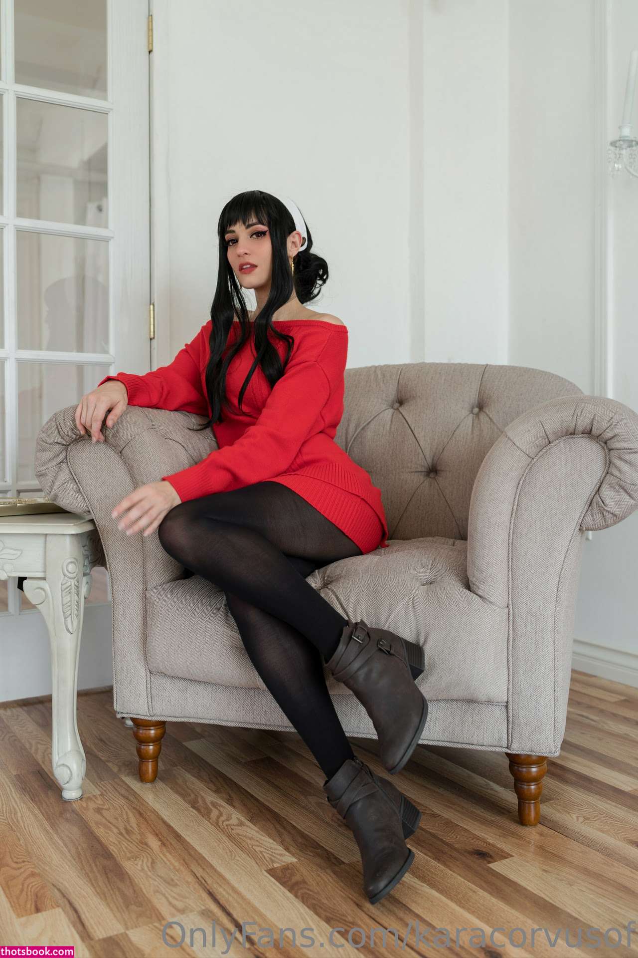 Kara Corvus Photo #424