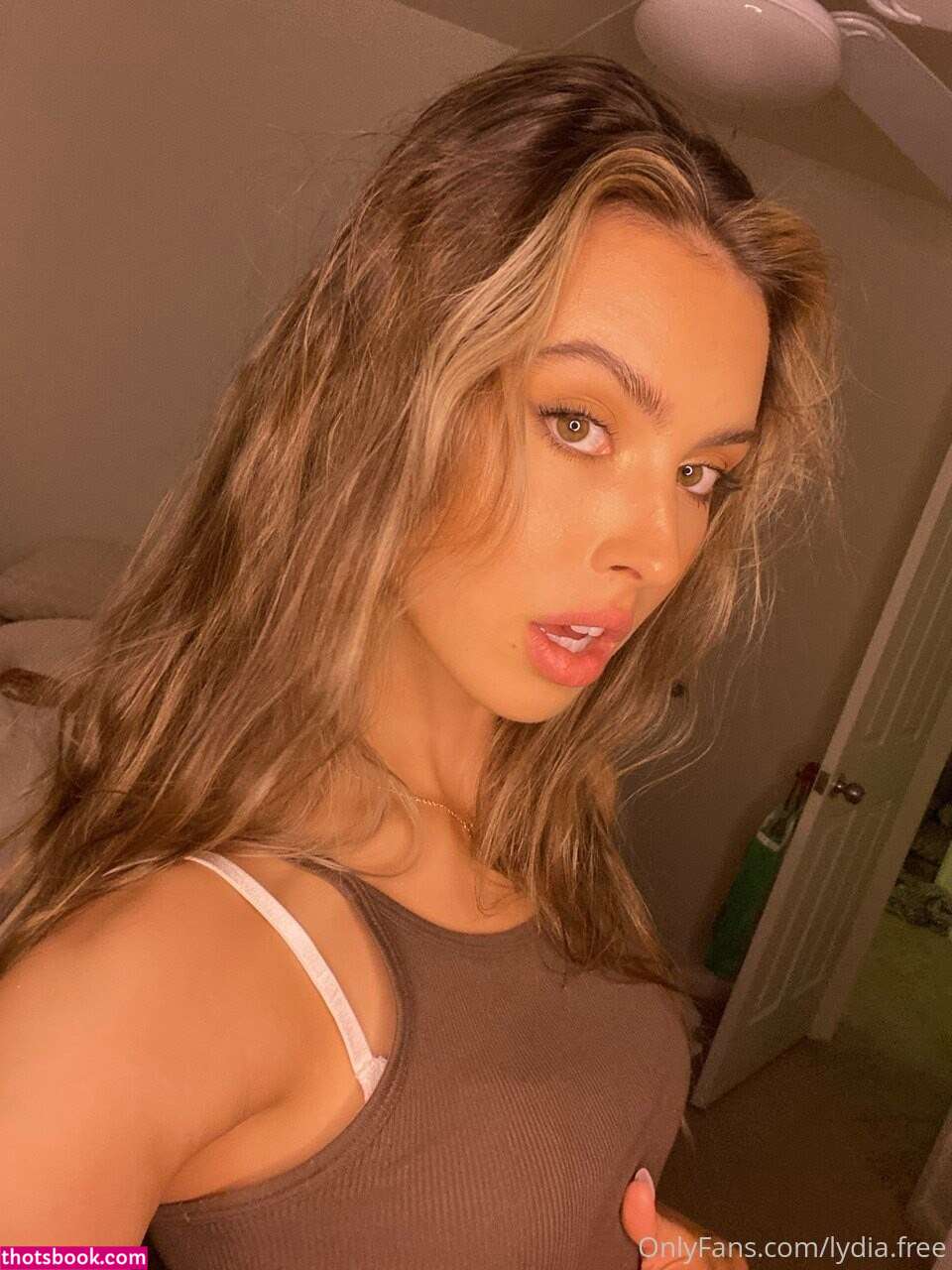 Lydia free Photo #13