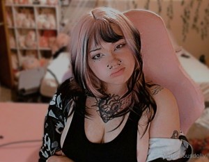 Venomous Dolly Photo #118