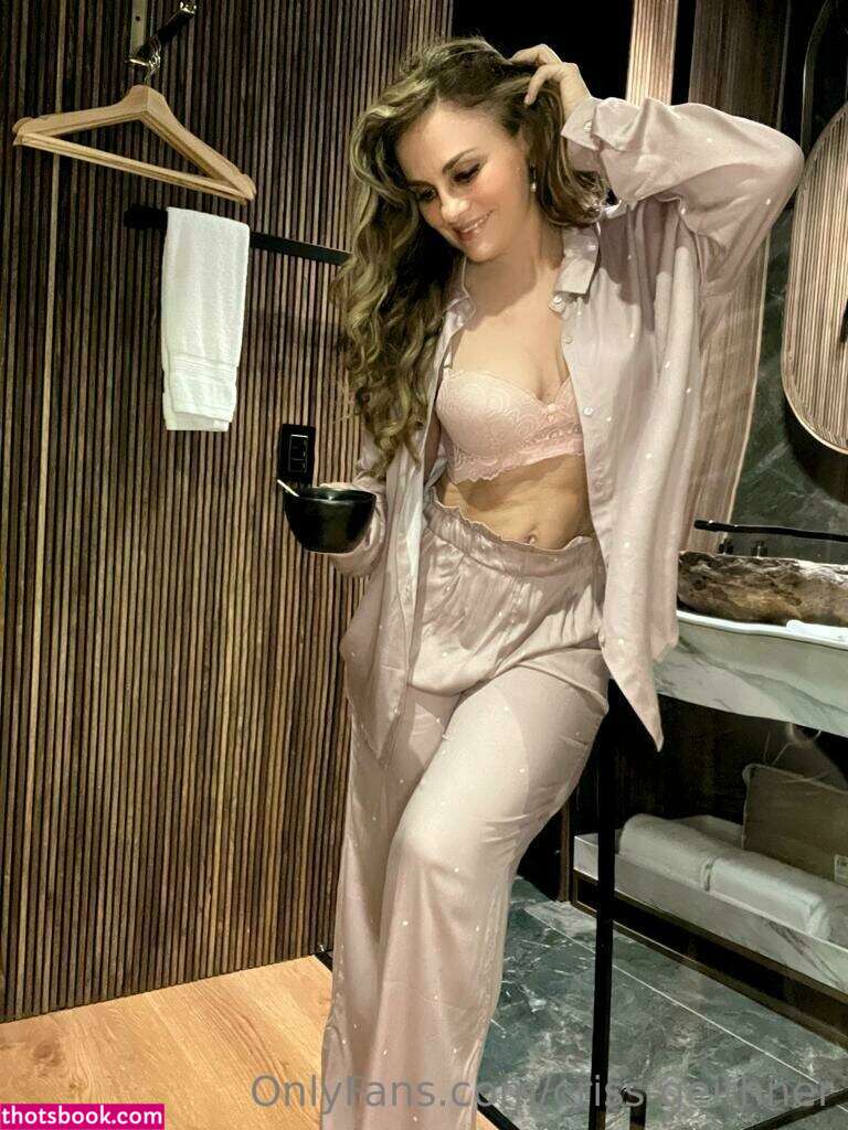 Aura Cristina Photo #58