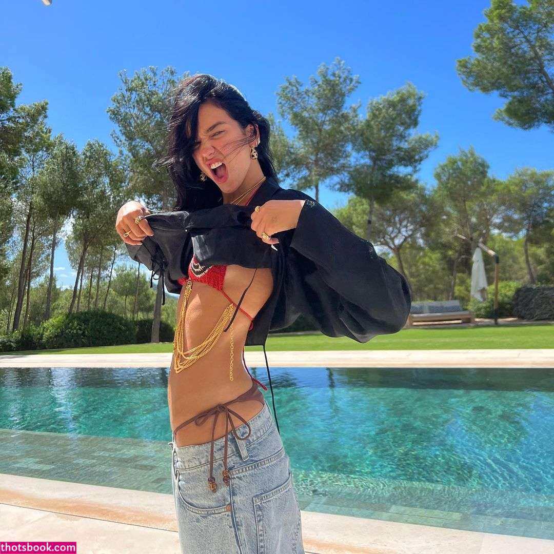 Dua Lipa Photo #133