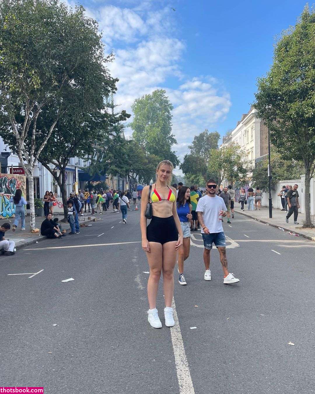 Vera Dijkmans Photo #170